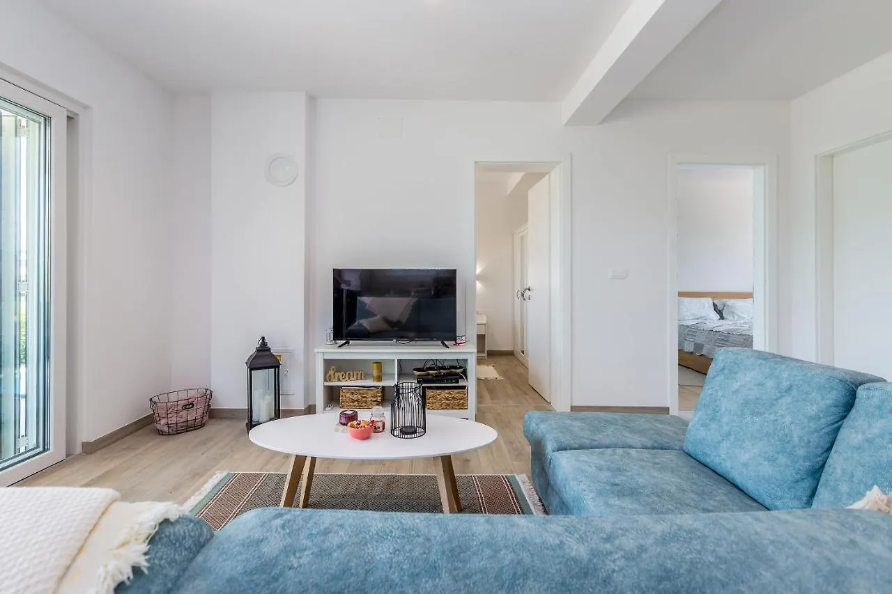 Apartment Apartman Sandra Malinska
